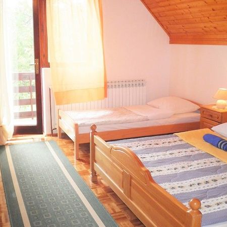 House Lucija Hotel โพลยานัค ภายนอก รูปภาพ